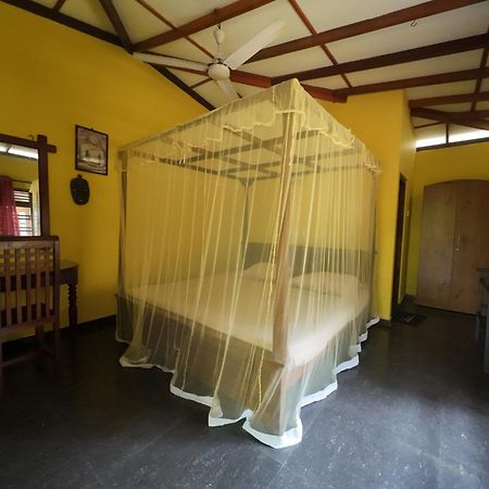 The Citadel Guest House Hikkaduwa Bagian luar foto