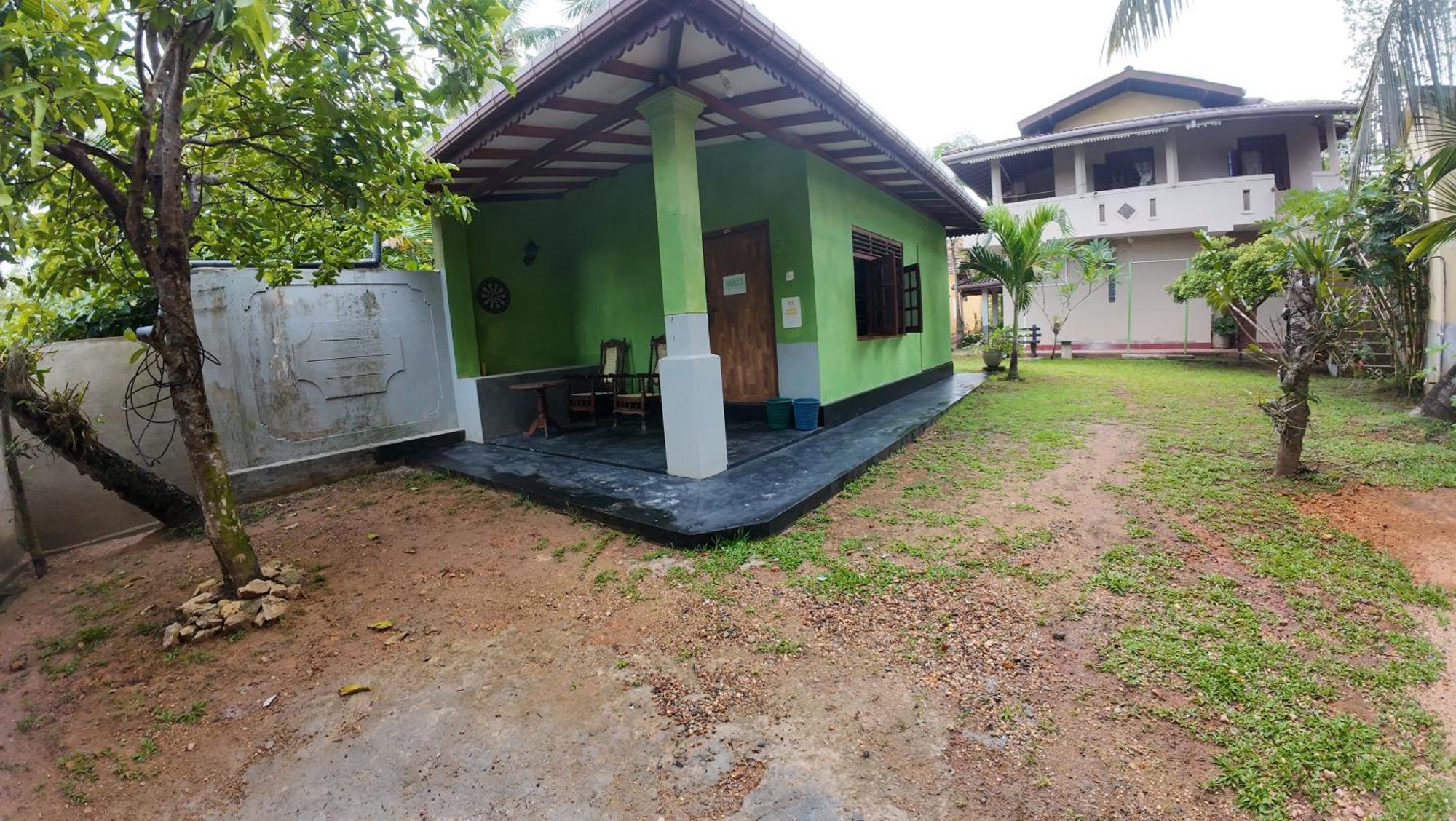 The Citadel Guest House Hikkaduwa Bagian luar foto