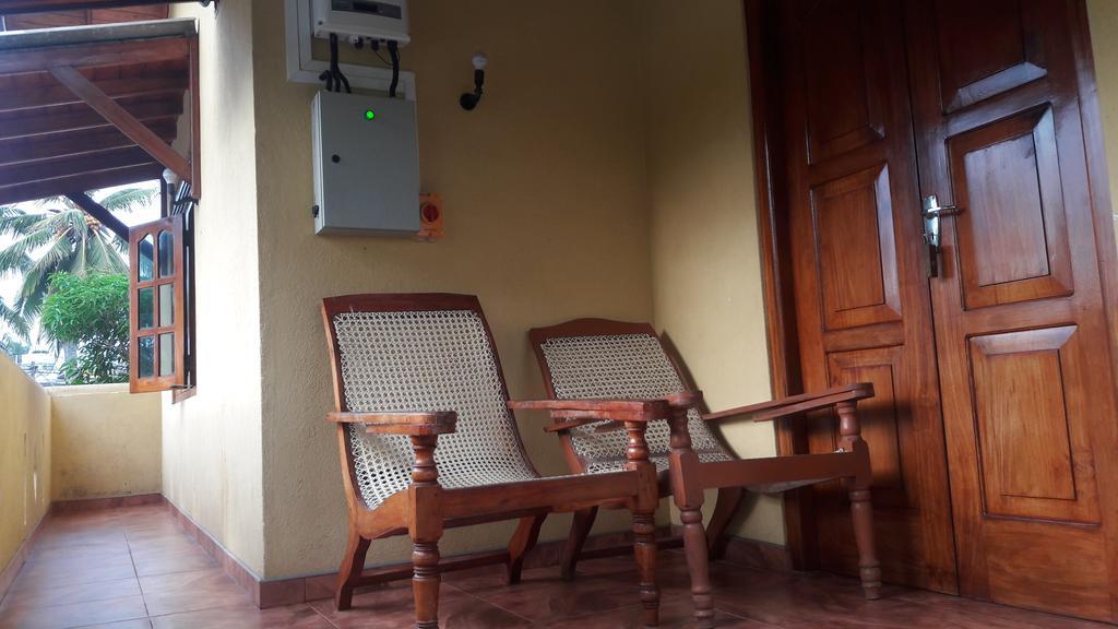 The Citadel Guest House Hikkaduwa Bagian luar foto
