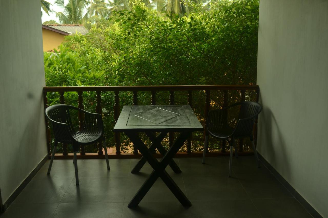The Citadel Guest House Hikkaduwa Bagian luar foto