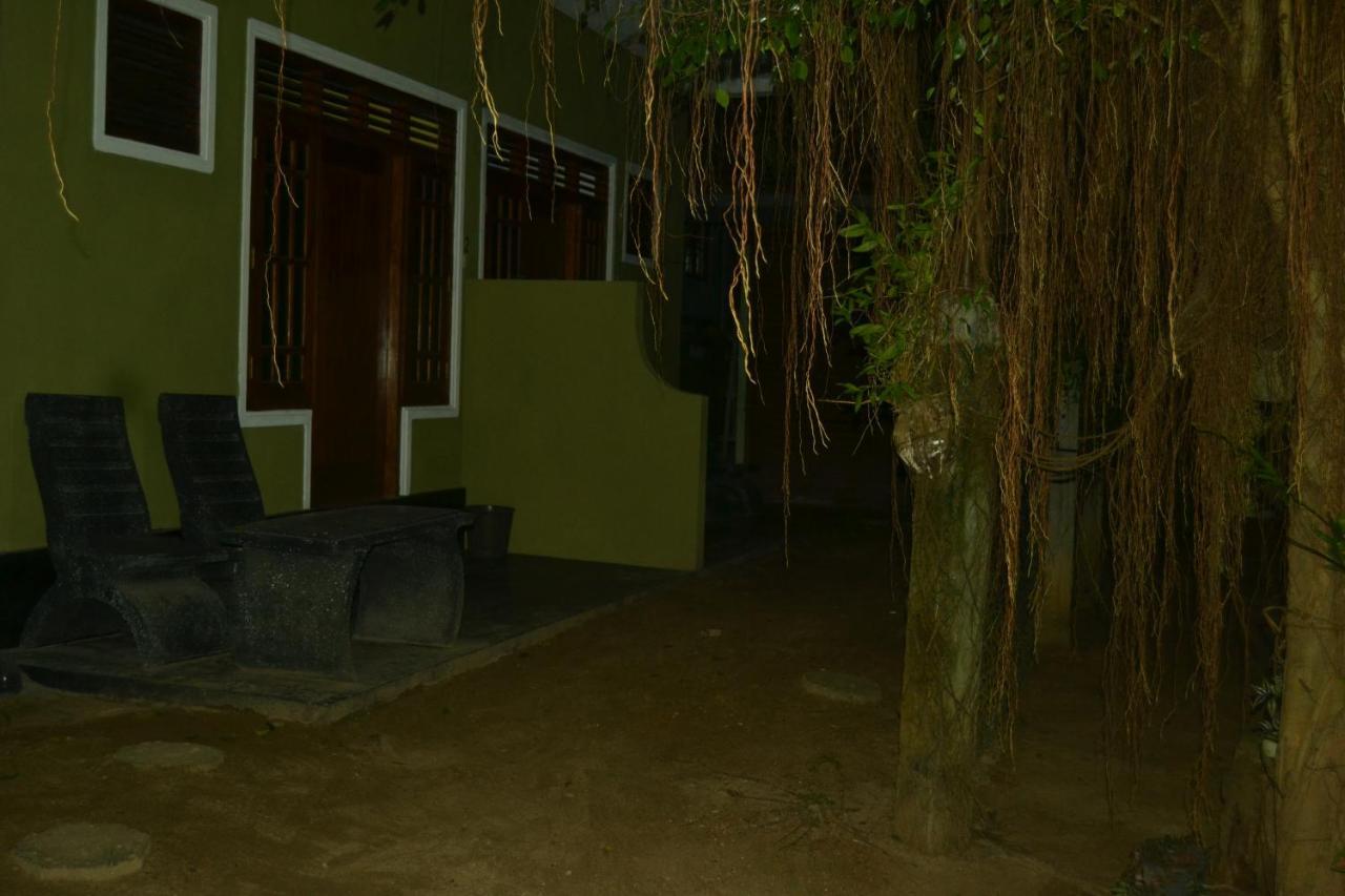 The Citadel Guest House Hikkaduwa Bagian luar foto